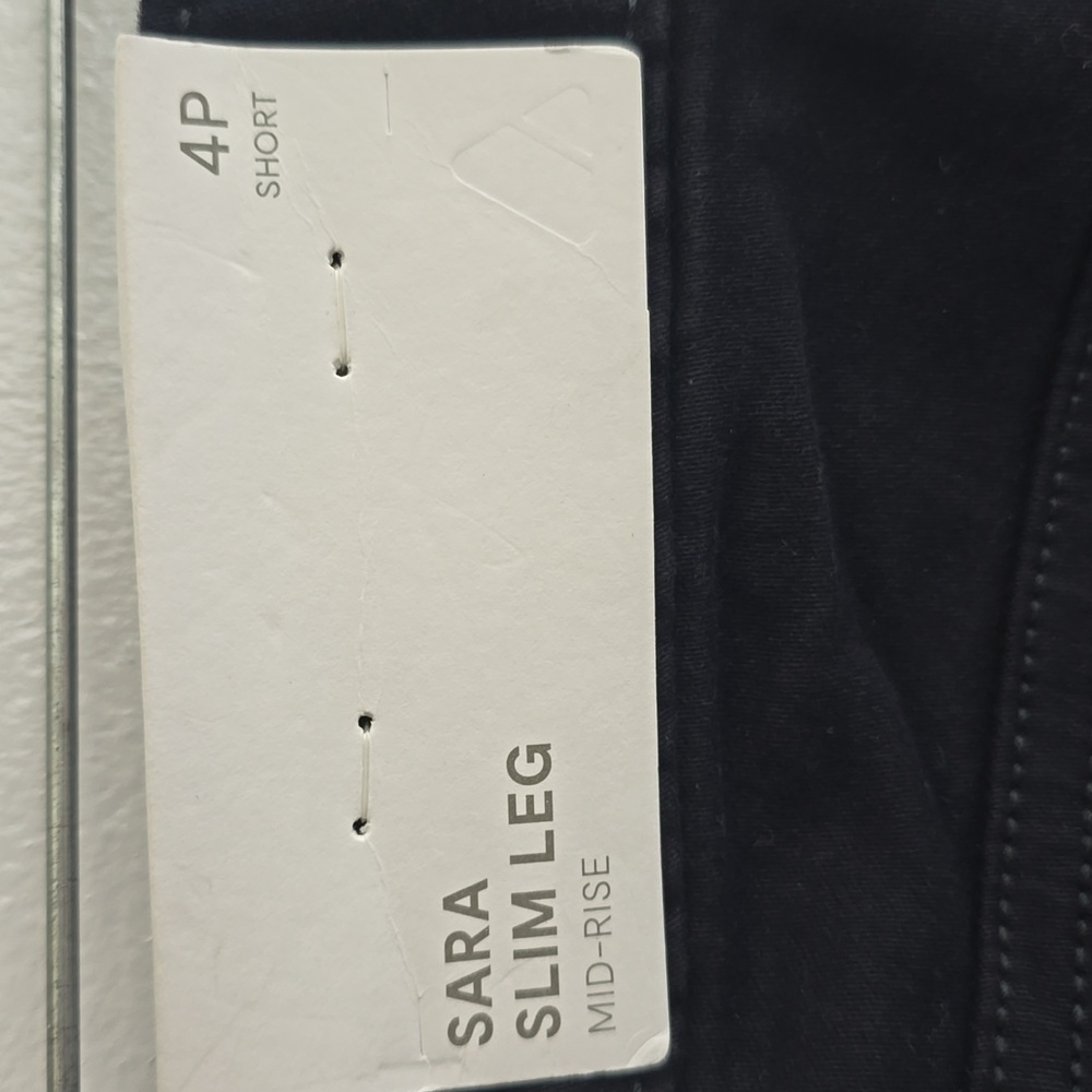 Liz Claiborne Sara Slim Leg Mid Rise Stretch Black Jeans Size 4PS Short NWT - Picture 5 of 10